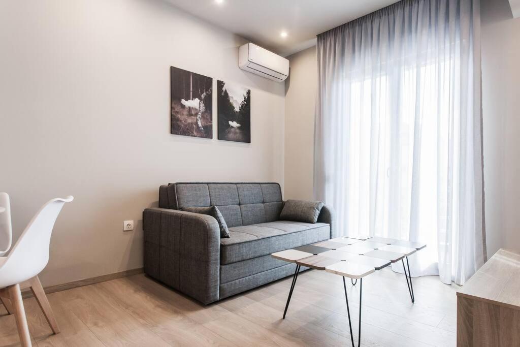 Apartment In Keramikos, Aten Exteriör bild